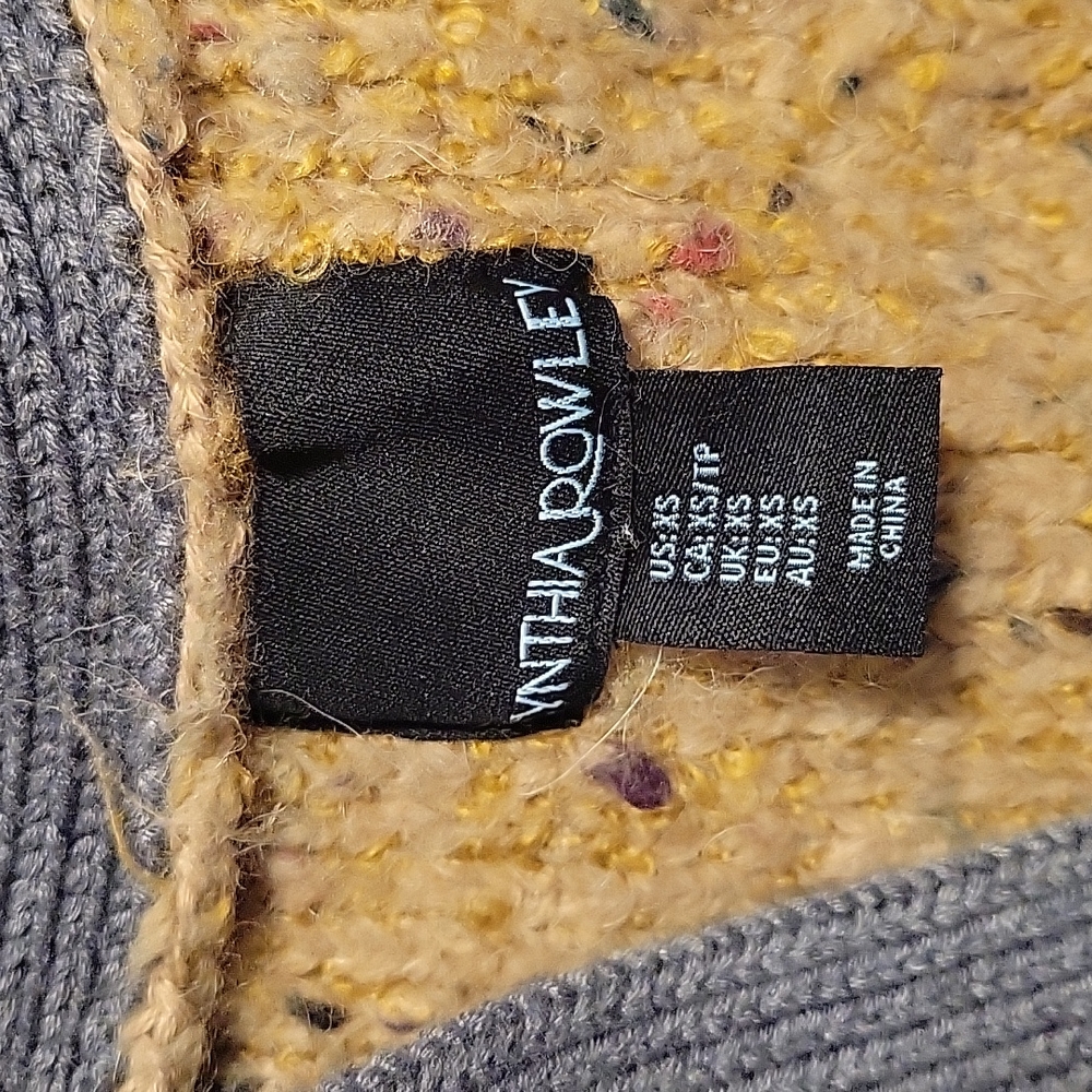 Cynthia Rowley Cardigan - Picture 6 of 7